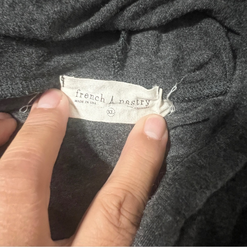 French Pastry Size XL Charcoal Graphic “I DONUT CARE” Hoodie Lightweight - Picture 5 of 6